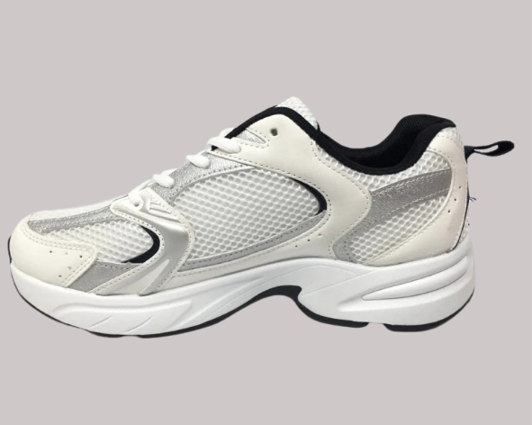 Zapatillas unisex de estilo deportivo en blanco